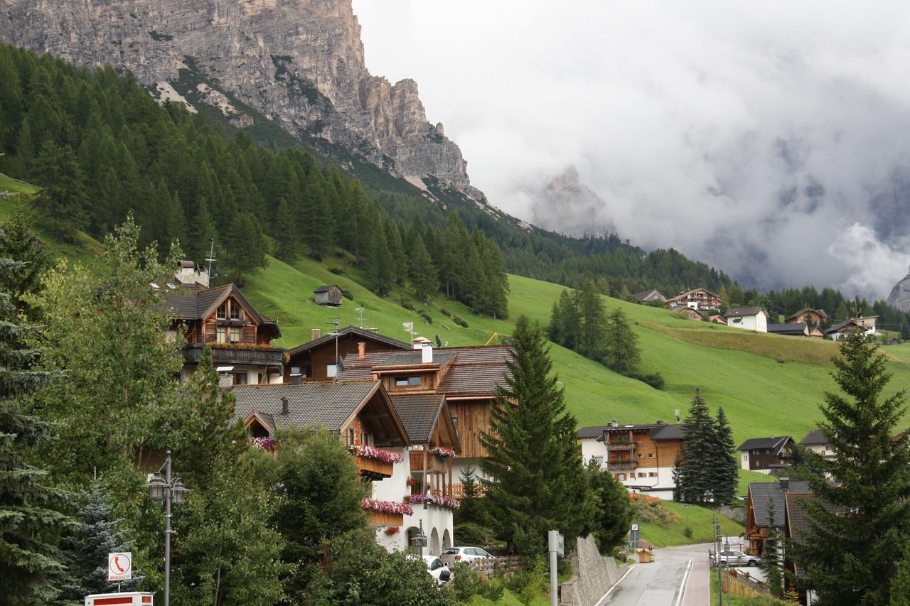 Residence Vajolet San Cassiano San Cassiano  Zewnętrze zdjęcie